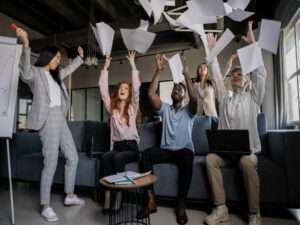 Pause for Success: The Power of 8 Mindful Work Breaks!